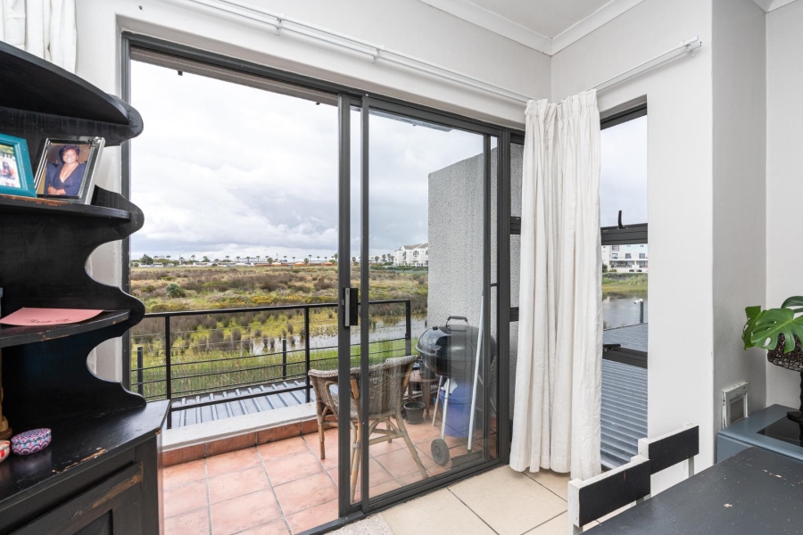 2 Bedroom Property for Sale in Royal Ascot Western Cape